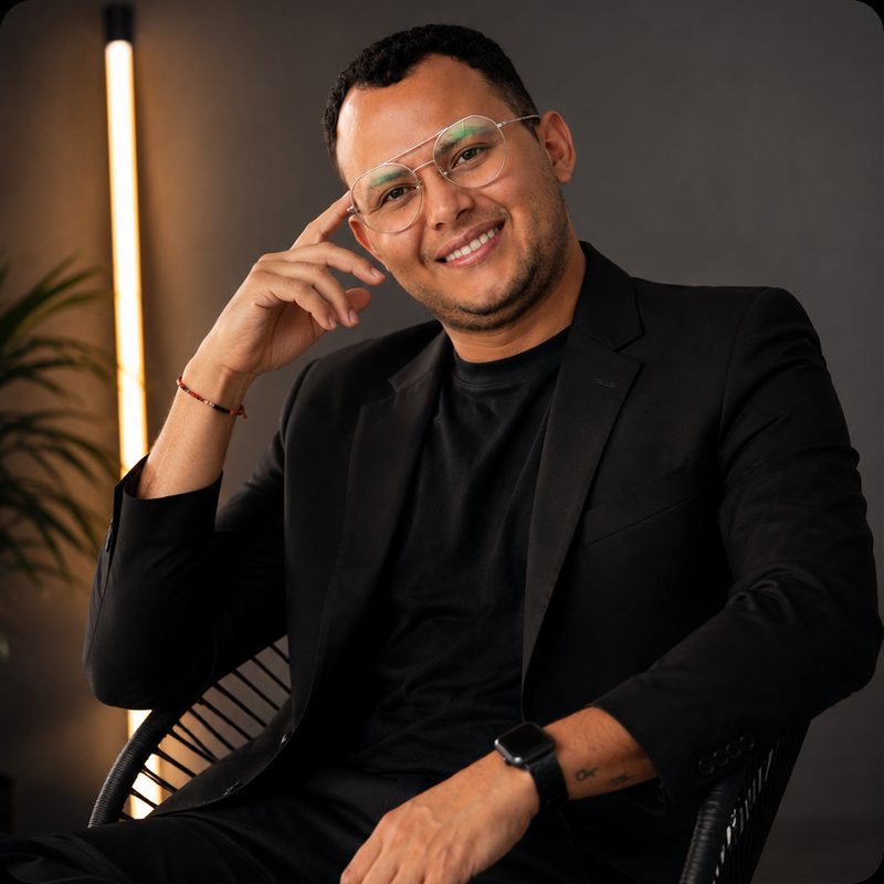 José Ortiz, especialista en colorimetría — José Ortiz Beauty Studio
